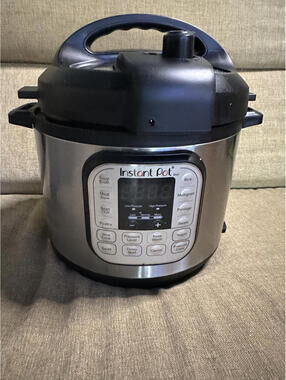 Instant Pot Duo 7-in-1 Electric Pressure Cooker